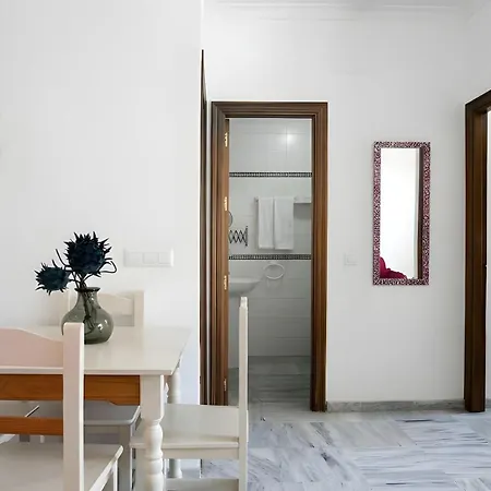 Apartment Moderno En El Centro Con A&c 6 Pax *